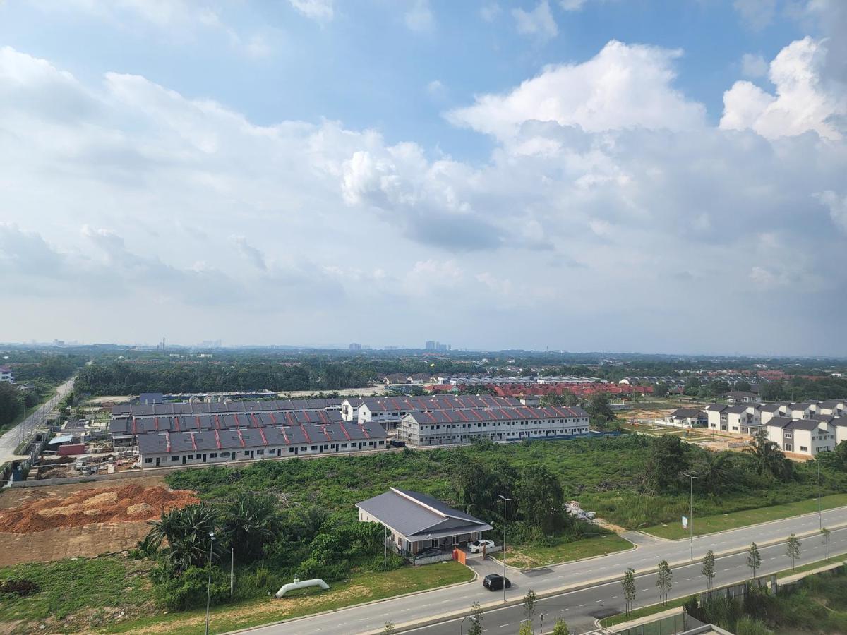 Netflix Panda House 3B2R Rimbayu Kota Kemuning With Atari Games Διαμέρισμα Teluk Panglima Garang Εξωτερικό φωτογραφία